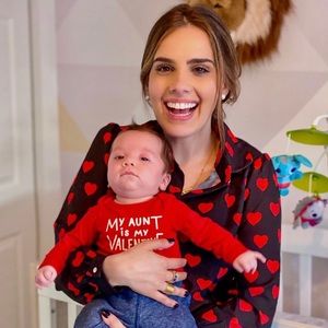 Red heart printed black long sleeve blouse